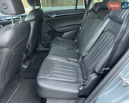 Серый Шкода Kodiaq, объемом двигателя 2 л и пробегом 181 тыс. км за 35399 $, фото 78 на Automoto.ua