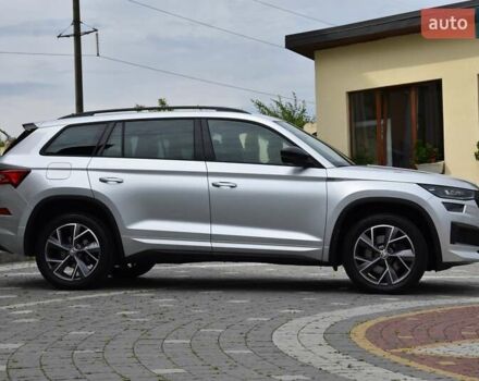 Шкода Kodiaq 2021 в Львове на Automoto.ua Серый Шкода Kodiaq, объемом двигателя 1.97 л и пробегом 108 тыс. км за 42999 $, фото 4 на Automoto.ua