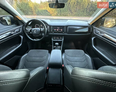 Сірий Шкода Kodiaq, об'ємом двигуна 1.97 л та пробігом 248 тис. км за 27499 $, фото 39 на Automoto.ua