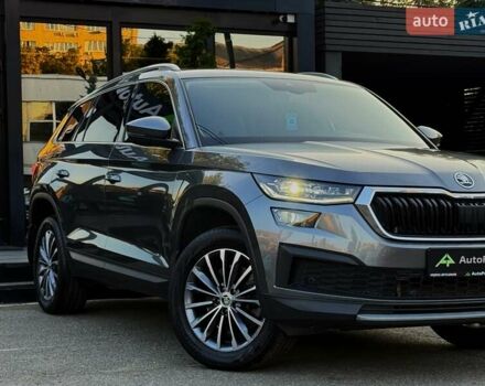 Серый Шкода Kodiaq, объемом двигателя 1.98 л и пробегом 36 тыс. км за 33699 $, фото 10 на Automoto.ua
