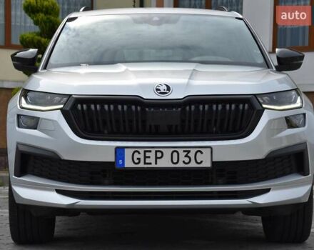 Шкода Kodiaq 2021 в Львове на Automoto.ua Серый Шкода Kodiaq, объемом двигателя 1.97 л и пробегом 108 тыс. км за 42999 $, фото 1 на Automoto.ua