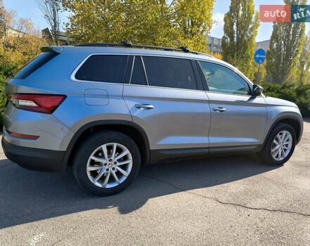 Серый Шкода Kodiaq, объемом двигателя 1.98 л и пробегом 112 тыс. км за 30787 $, фото 2 на Automoto.ua