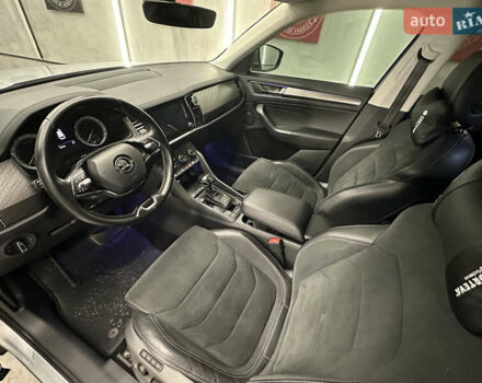 Серый Шкода Kodiaq, объемом двигателя 1.97 л и пробегом 189 тыс. км за 31000 $, фото 18 на Automoto.ua