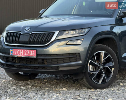 Сірий Шкода Kodiaq, об'ємом двигуна 2 л та пробігом 174 тис. км за 31999 $, фото 2 на Automoto.ua