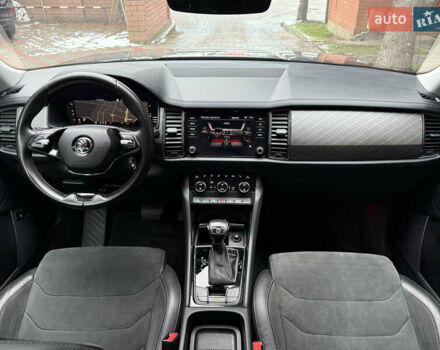 Серый Шкода Kodiaq, объемом двигателя 1.97 л и пробегом 185 тыс. км за 33499 $, фото 42 на Automoto.ua