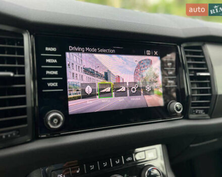 Серый Шкода Kodiaq, объемом двигателя 2 л и пробегом 181 тыс. км за 31500 $, фото 12 на Automoto.ua