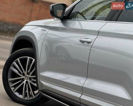 Серый Шкода Kodiaq, объемом двигателя 1.97 л и пробегом 177 тыс. км за 35999 $, фото 10 на Automoto.ua