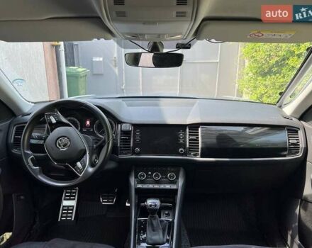 Серый Шкода Kodiaq, объемом двигателя 1.97 л и пробегом 102 тыс. км за 35000 $, фото 7 на Automoto.ua
