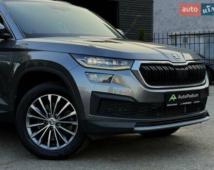 Серый Шкода Kodiaq, объемом двигателя 1.98 л и пробегом 36 тыс. км за 32999 $, фото 11 на Automoto.ua
