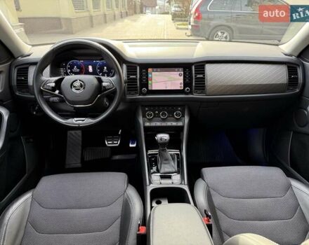 Серый Шкода Kodiaq, объемом двигателя 2 л и пробегом 107 тыс. км за 34600 $, фото 69 на Automoto.ua