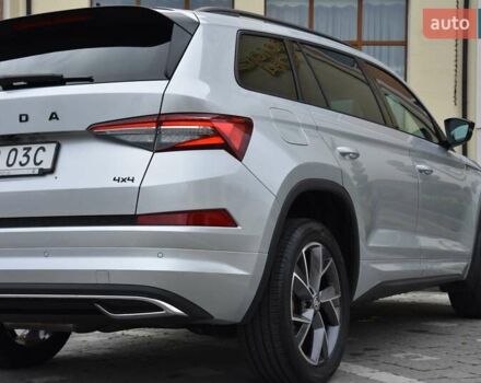 Шкода Kodiaq 2021 в Львове на Automoto.ua Серый Шкода Kodiaq, объемом двигателя 1.97 л и пробегом 108 тыс. км за 42999 $, фото 19 на Automoto.ua