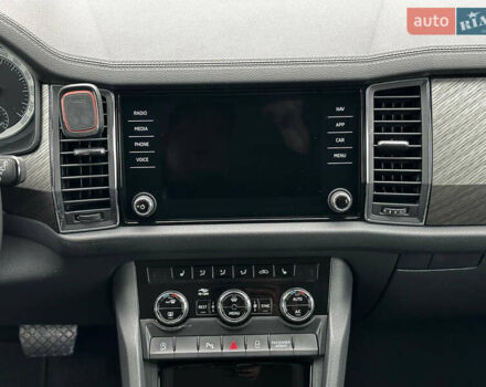 Серый Шкода Kodiaq, объемом двигателя 1.97 л и пробегом 77 тыс. км за 29999 $, фото 15 на Automoto.ua