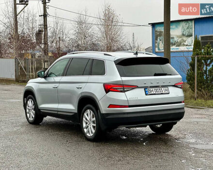 Серый Шкода Kodiaq, объемом двигателя 1.97 л и пробегом 77 тыс. км за 29999 $, фото 6 на Automoto.ua