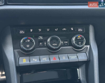 Серый Шкода Kodiaq, объемом двигателя 2 л и пробегом 181 тыс. км за 35399 $, фото 129 на Automoto.ua