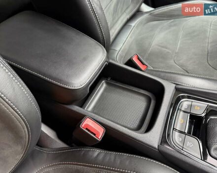 Серый Шкода Kodiaq, объемом двигателя 1.97 л и пробегом 185 тыс. км за 33499 $, фото 38 на Automoto.ua