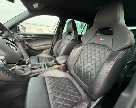 Сірий Шкода Kodiaq, об'ємом двигуна 2 л та пробігом 16 тис. км за 20100 $, фото 5 на Automoto.ua