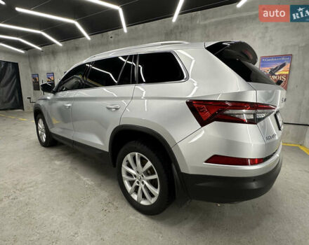 Серый Шкода Kodiaq, объемом двигателя 1.97 л и пробегом 189 тыс. км за 31000 $, фото 9 на Automoto.ua