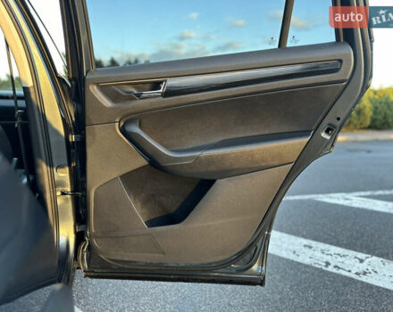 Сірий Шкода Kodiaq, об'ємом двигуна 1.97 л та пробігом 248 тис. км за 27499 $, фото 30 на Automoto.ua