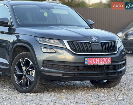 Сірий Шкода Kodiaq, об'ємом двигуна 2 л та пробігом 174 тис. км за 31999 $, фото 3 на Automoto.ua