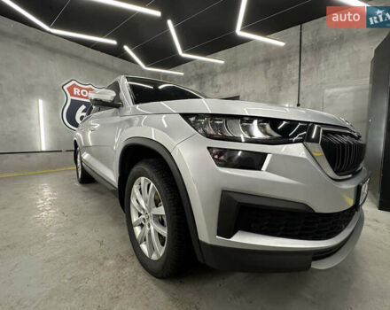 Серый Шкода Kodiaq, объемом двигателя 1.97 л и пробегом 189 тыс. км за 31000 $, фото 16 на Automoto.ua