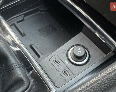 Серый Шкода Kodiaq, объемом двигателя 1.97 л и пробегом 141 тыс. км за 29999 $, фото 153 на Automoto.ua