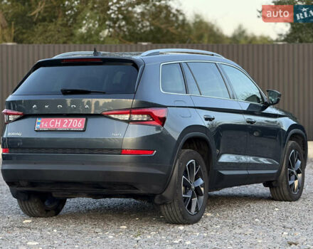 Сірий Шкода Kodiaq, об'ємом двигуна 2 л та пробігом 174 тис. км за 31999 $, фото 16 на Automoto.ua