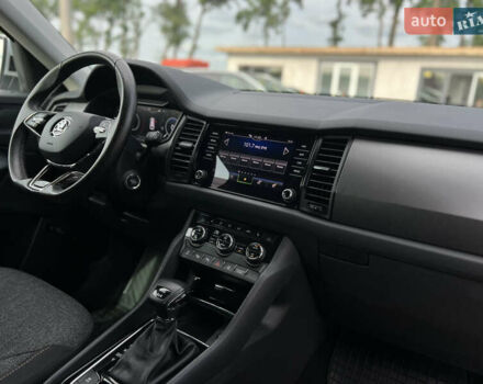 Серый Шкода Kodiaq, объемом двигателя 2 л и пробегом 181 тыс. км за 31500 $, фото 7 на Automoto.ua