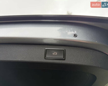 Серый Шкода Kodiaq, объемом двигателя 1.97 л и пробегом 185 тыс. км за 33499 $, фото 50 на Automoto.ua