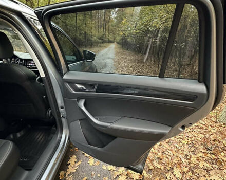 Серый Шкода Kodiaq, объемом двигателя 1.97 л и пробегом 82 тыс. км за 35250 $, фото 26 на Automoto.ua