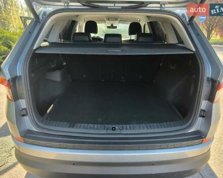 Серый Шкода Kodiaq, объемом двигателя 1.98 л и пробегом 112 тыс. км за 30787 $, фото 12 на Automoto.ua