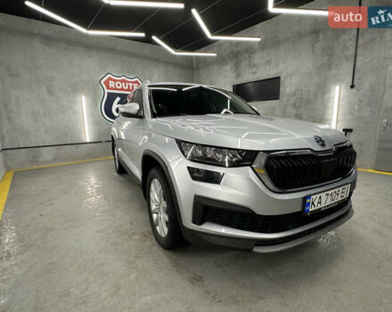 Серый Шкода Kodiaq, объемом двигателя 1.97 л и пробегом 189 тыс. км за 31000 $, фото 4 на Automoto.ua