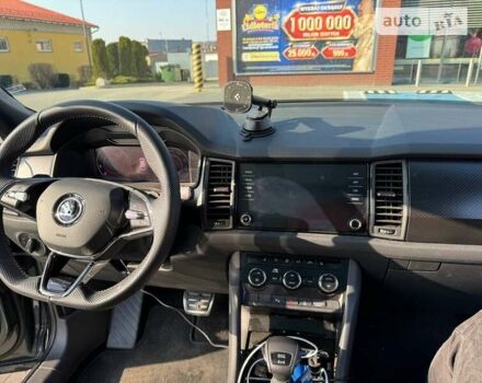 Сірий Шкода Kodiaq, об'ємом двигуна 1.98 л та пробігом 28 тис. км за 40999 $, фото 10 на Automoto.ua