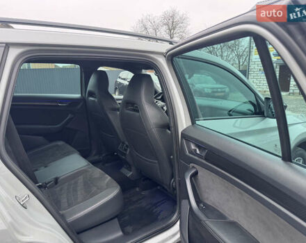 Сірий Шкода Kodiaq, об'ємом двигуна 2 л та пробігом 118 тис. км за 40001 $, фото 43 на Automoto.ua