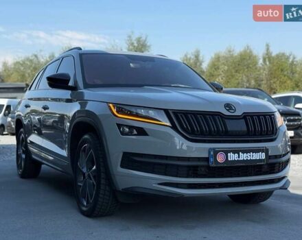 Шкода Kodiaq 2021 в Ровно на Automoto.ua Серый Шкода Kodiaq, объемом двигателя 1.98 л и пробегом 92 тыс. км за 35300 $, фото 12 на Automoto.ua