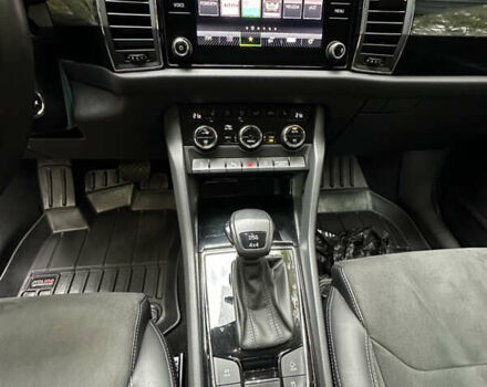 Серый Шкода Kodiaq, объемом двигателя 1.97 л и пробегом 82 тыс. км за 35250 $, фото 18 на Automoto.ua