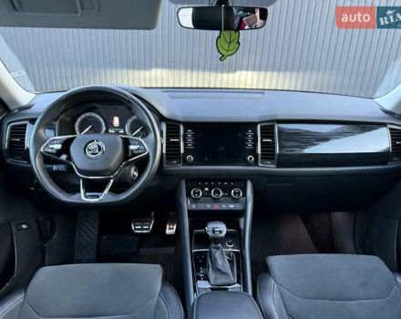 Сірий Шкода Kodiaq, об'ємом двигуна 2 л та пробігом 174 тис. км за 31999 $, фото 21 на Automoto.ua
