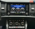 Серый Шкода Kodiaq, объемом двигателя 1.97 л и пробегом 185 тыс. км за 33499 $, фото 19 на Automoto.ua