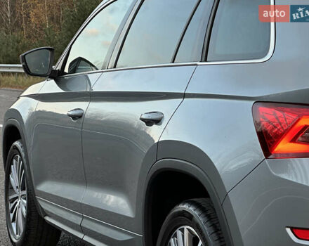 Серый Шкода Kodiaq, объемом двигателя 2 л и пробегом 181 тыс. км за 35399 $, фото 51 на Automoto.ua
