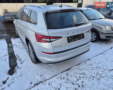 Шкода Kodiaq 2021 в Львове на Automoto.ua Серый Шкода Kodiaq, объемом двигателя 1.97 л и пробегом 103 тыс. км за 38777 $, фото 7 на Automoto.ua