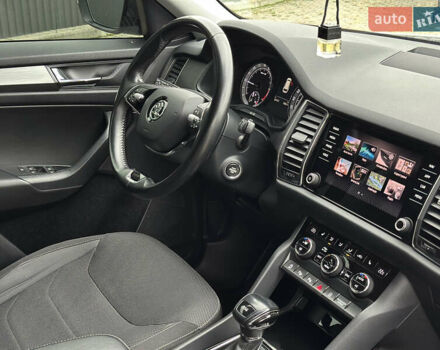 Серый Шкода Kodiaq, объемом двигателя 2 л и пробегом 167 тыс. км за 29000 $, фото 17 на Automoto.ua