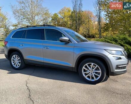 Серый Шкода Kodiaq, объемом двигателя 1.98 л и пробегом 112 тыс. км за 30787 $, фото 1 на Automoto.ua