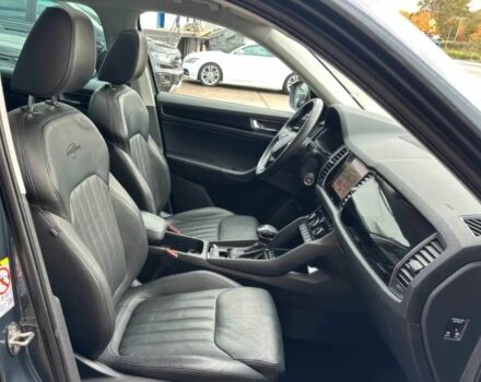 Серый Шкода Kodiaq, объемом двигателя 2 л и пробегом 18 тыс. км за 24000 $, фото 5 на Automoto.ua