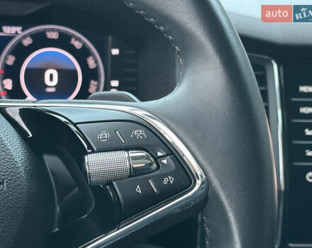 Серый Шкода Kodiaq, объемом двигателя 2 л и пробегом 181 тыс. км за 35399 $, фото 116 на Automoto.ua