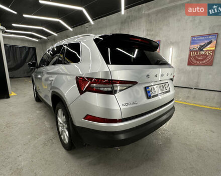 Серый Шкода Kodiaq, объемом двигателя 1.97 л и пробегом 189 тыс. км за 31000 $, фото 11 на Automoto.ua