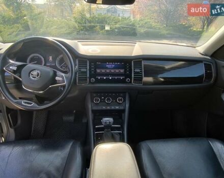 Серый Шкода Kodiaq, объемом двигателя 1.98 л и пробегом 112 тыс. км за 30787 $, фото 17 на Automoto.ua