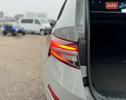 Серый Шкода Kodiaq, объемом двигателя 1.97 л и пробегом 181 тыс. км за 35500 $, фото 122 на Automoto.ua