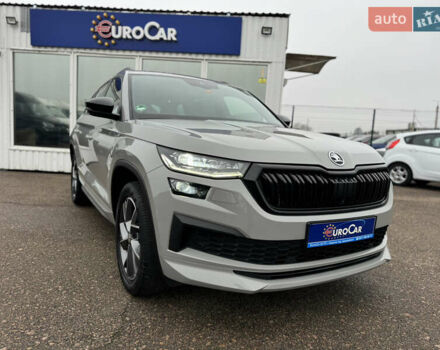 Серый Шкода Kodiaq, объемом двигателя 1.97 л и пробегом 181 тыс. км за 35500 $, фото 5 на Automoto.ua