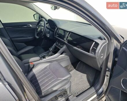 Сірий Шкода Kodiaq, об'ємом двигуна 1.97 л та пробігом 50 тис. км за 42036 $, фото 9 на Automoto.ua