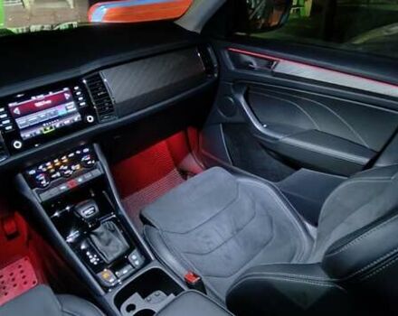 Сірий Шкода Kodiaq, об'ємом двигуна 2 л та пробігом 86 тис. км за 31900 $, фото 52 на Automoto.ua