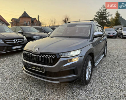Серый Шкода Kodiaq, объемом двигателя 1.98 л и пробегом 64 тыс. км за 34500 $, фото 4 на Automoto.ua